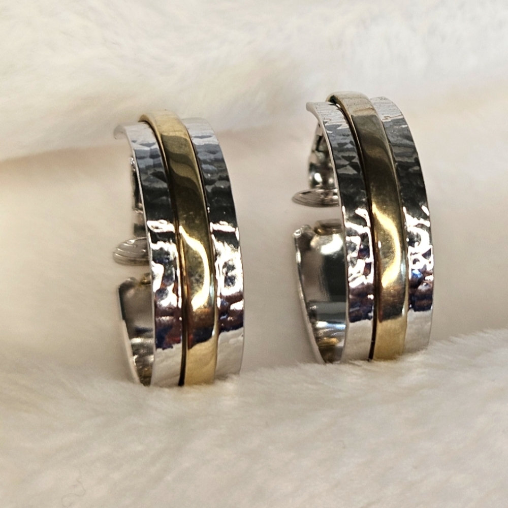 Avon Hammered Hoop Clip On Earrings Silver Gold Tone Vintage